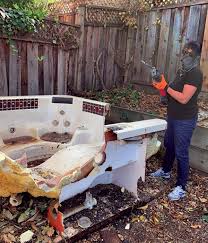 Best Retail Junk Removal  in Beecher, MI